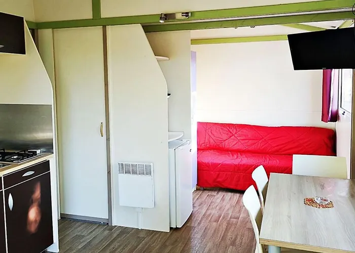 Kemp Cosy Avec Terrasse - 1 Chambre, 2 Personnes - Api-1-52-804 Collias